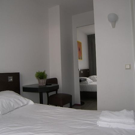 Hotel De Markt Valkenswaard Bagian luar foto